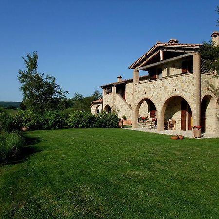 Agriturismo Pian Di Frattina Fabro Bagian luar foto