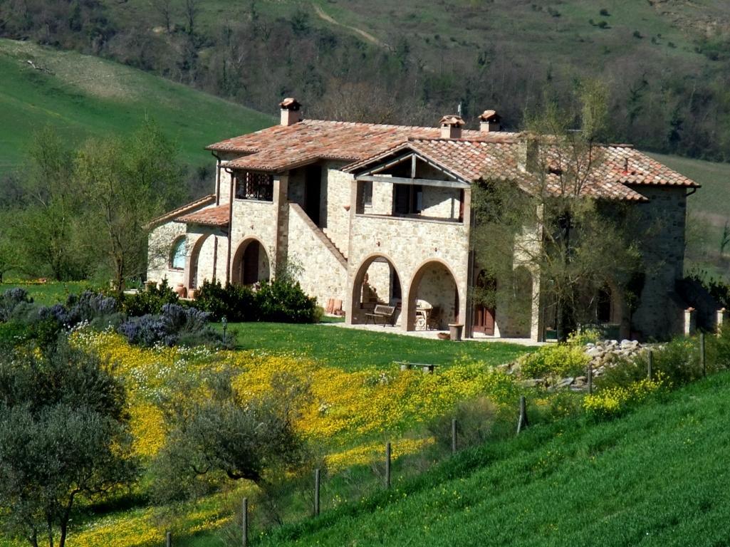 Agriturismo Pian Di Frattina Fabro Bagian luar foto